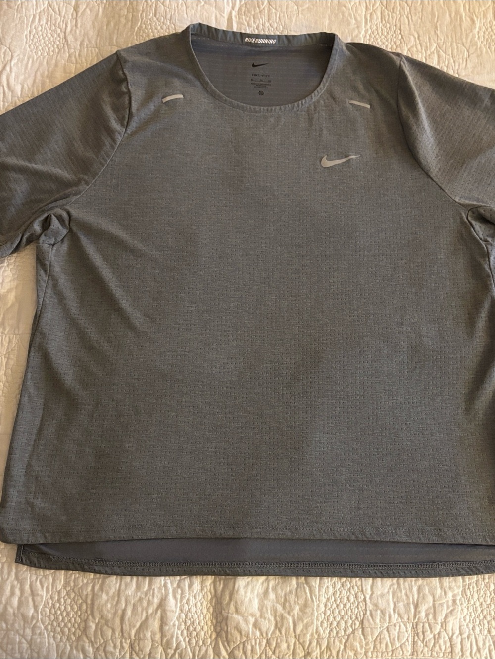 Men’s Nike Running Gray Performance Short Sleeve Training Tee XL